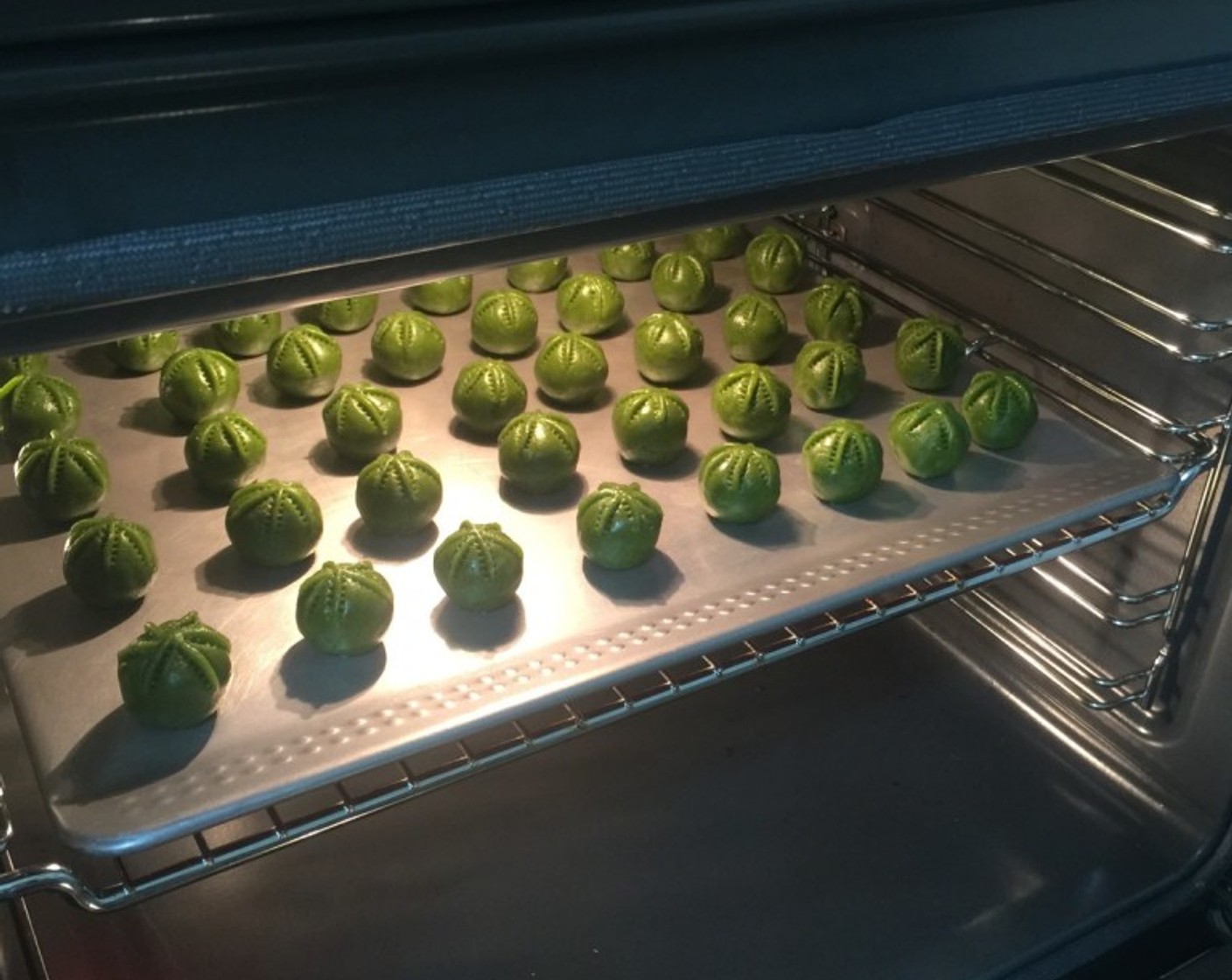 step 19 Bake in preheated oven for 20 minutes or until the pineapple tarts are cooked through.