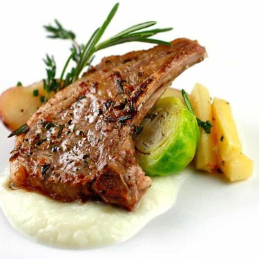 Rosemary and Thyme Lamb Chops Recipe | SideChef