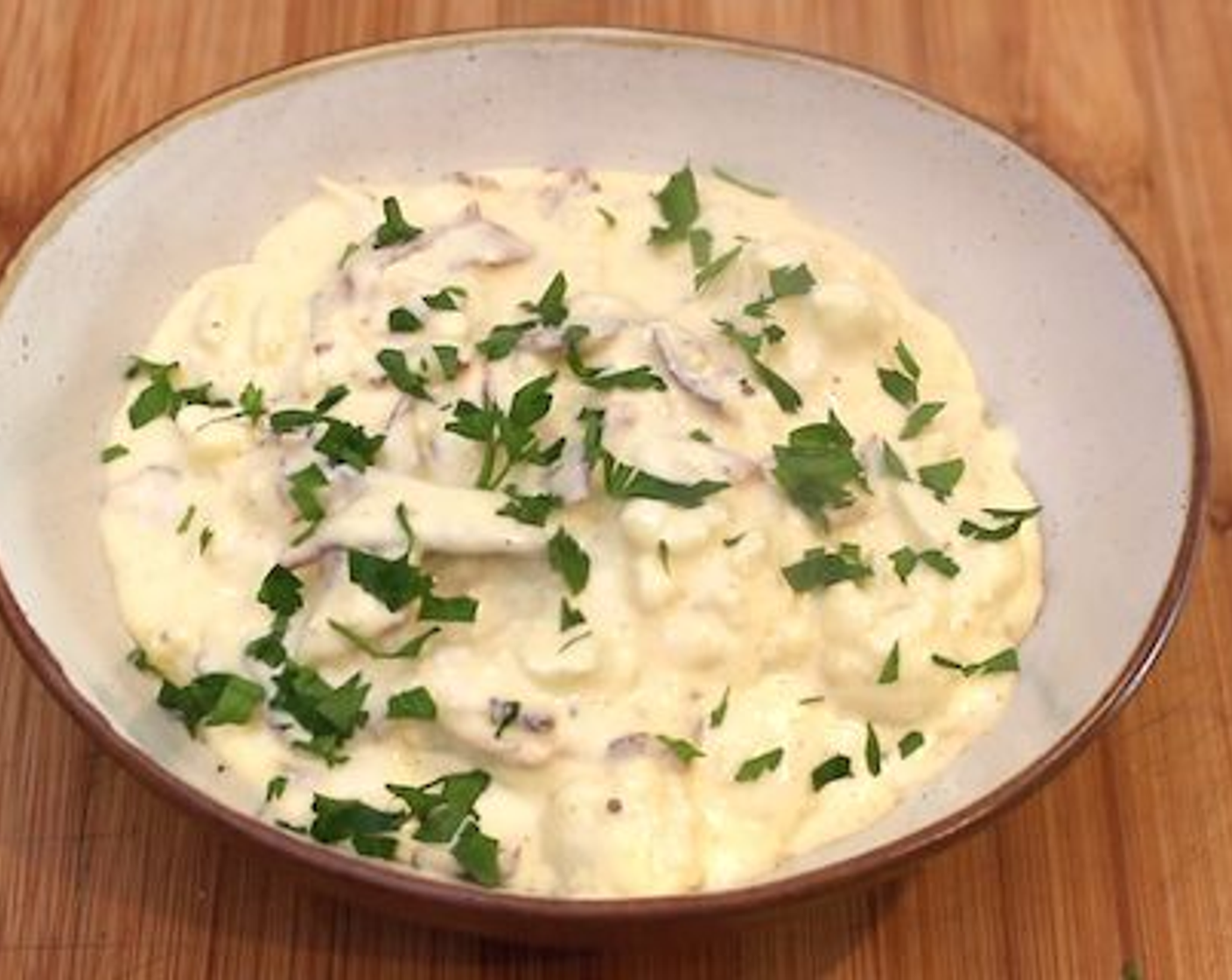 step 6 To serve pile it high into bowls and as an optional extra, sprinkle over some Fresh Parsley (to taste).