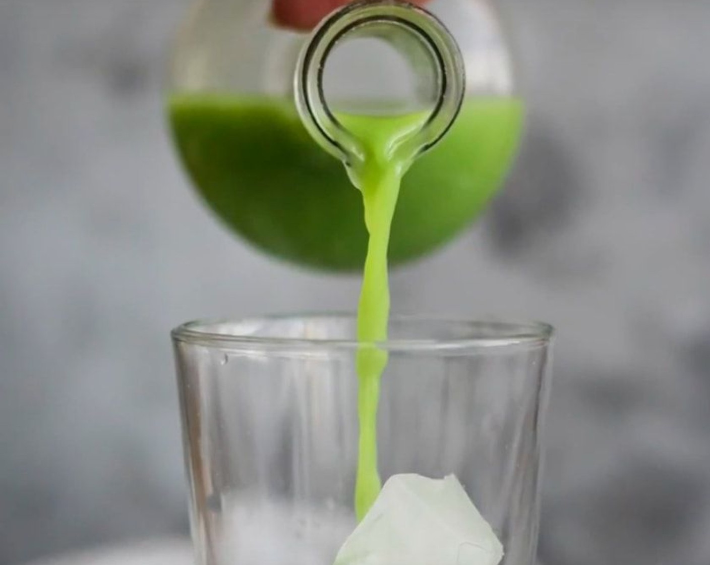 step 7 Fill your glass with ice and pour matcha into glasses. Enjoy!
