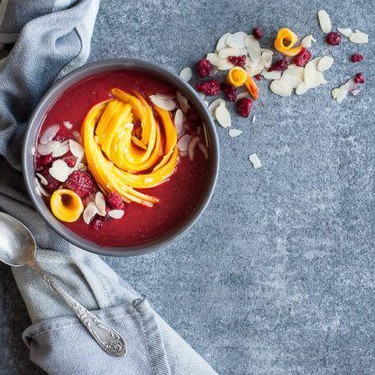 Mango Raspberry Smoothie Bowl Recipe | SideChef