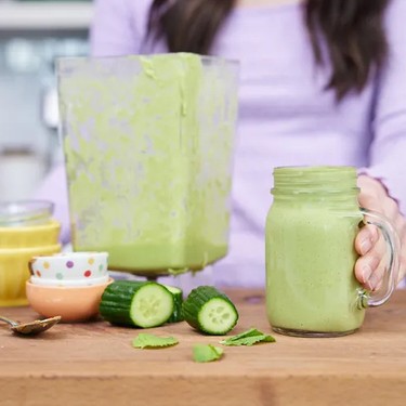 Simple Green Smoothie Recipe | SideChef