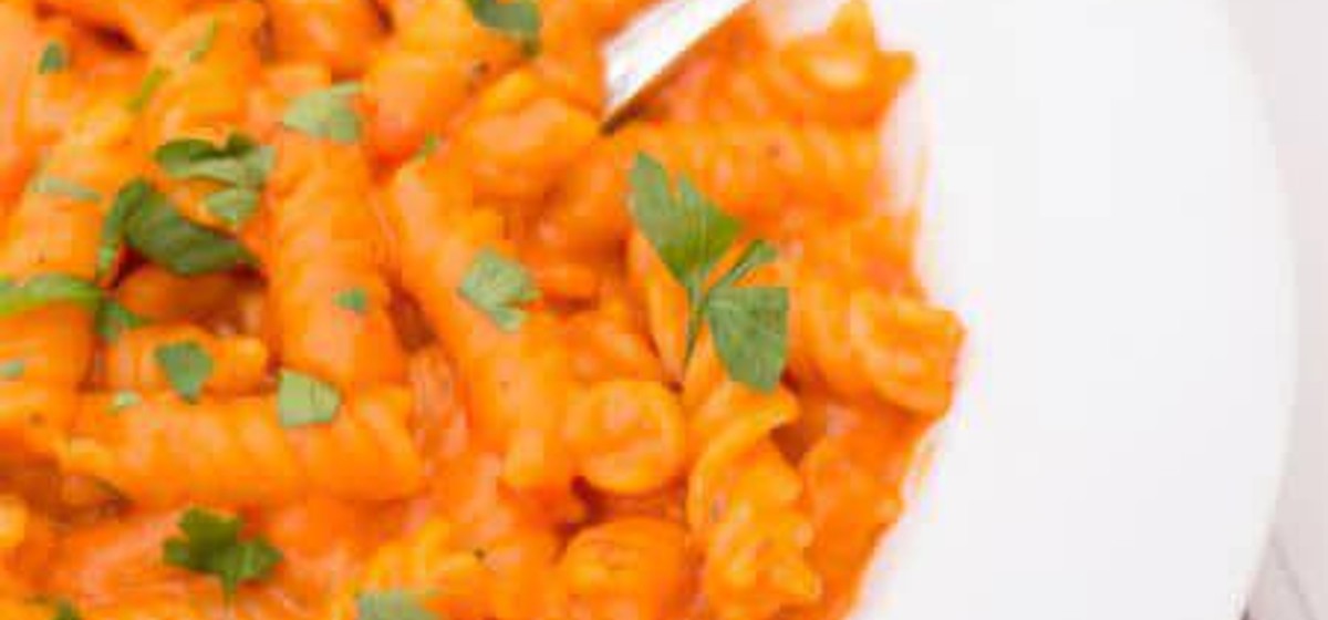 One Pot Creamy Tomato Pasta Recipe | SideChef