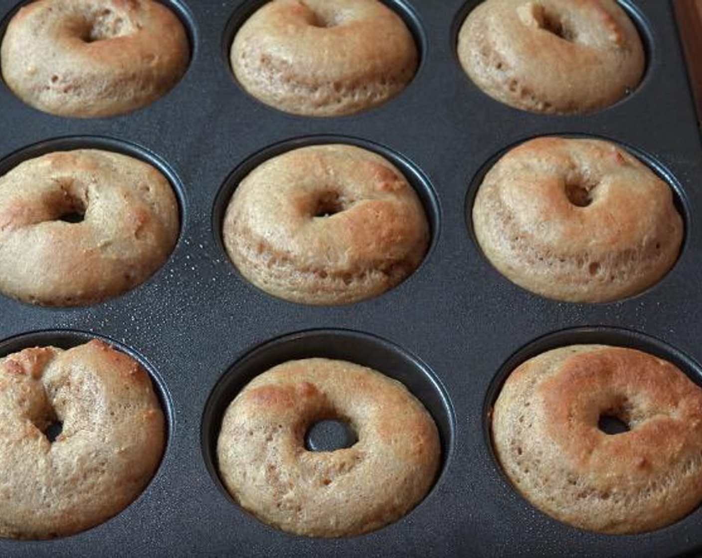 step 6 Allow donuts to cool for 5 minutes.