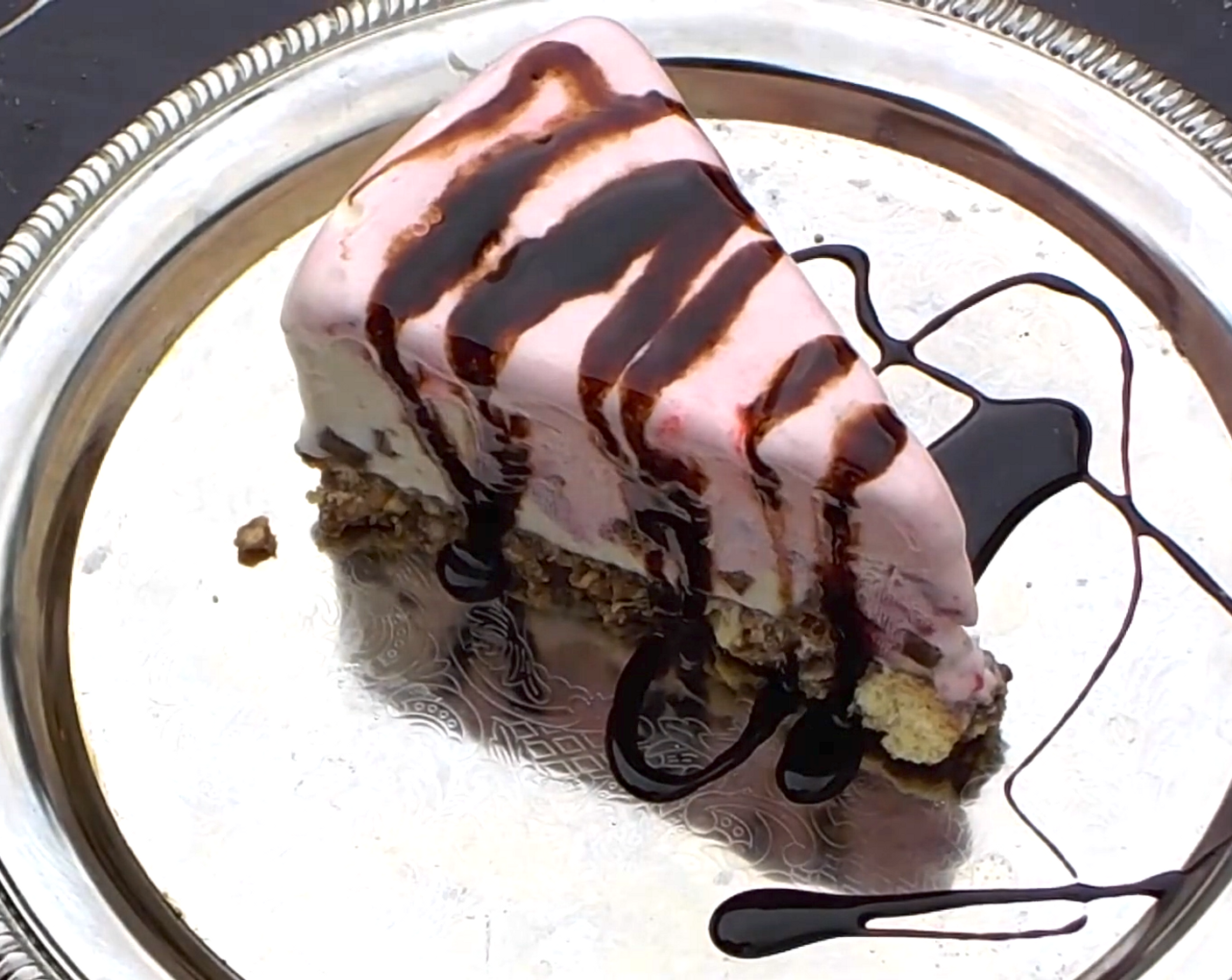 Strawberry and Chocolate No Bake Cheesecake