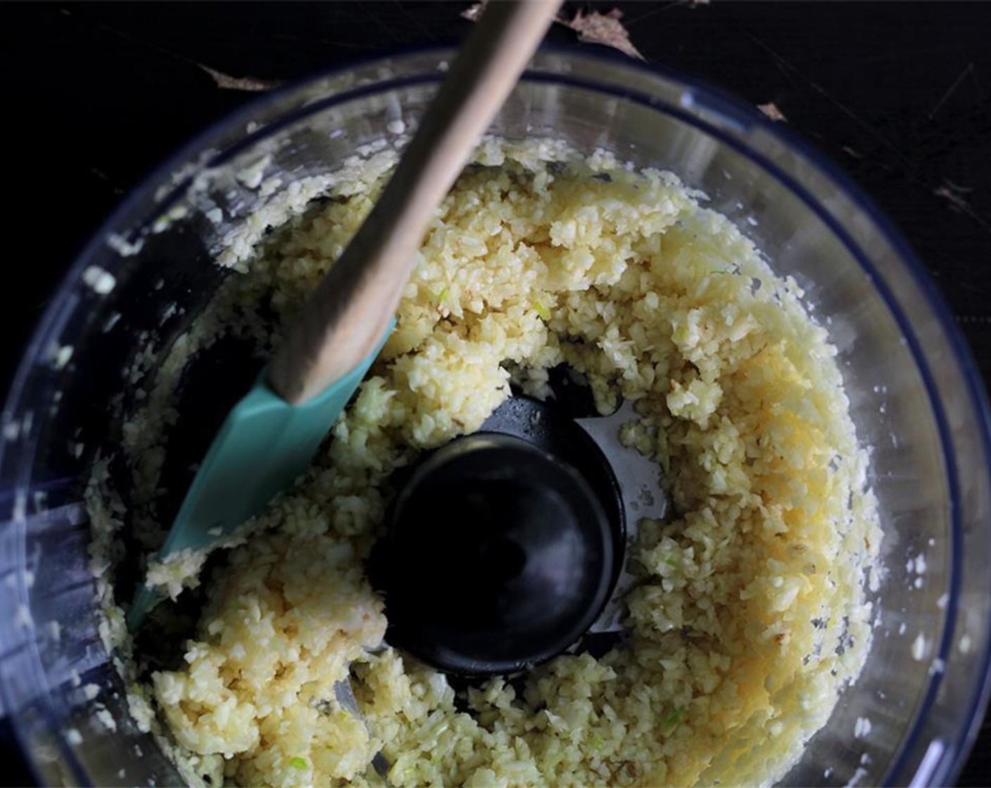 step 1 For fried garlic, pulse the Garlic (5 cloves) in a food processor until finely minced. On the side, set up a large fine sieve resting over a large bowl.