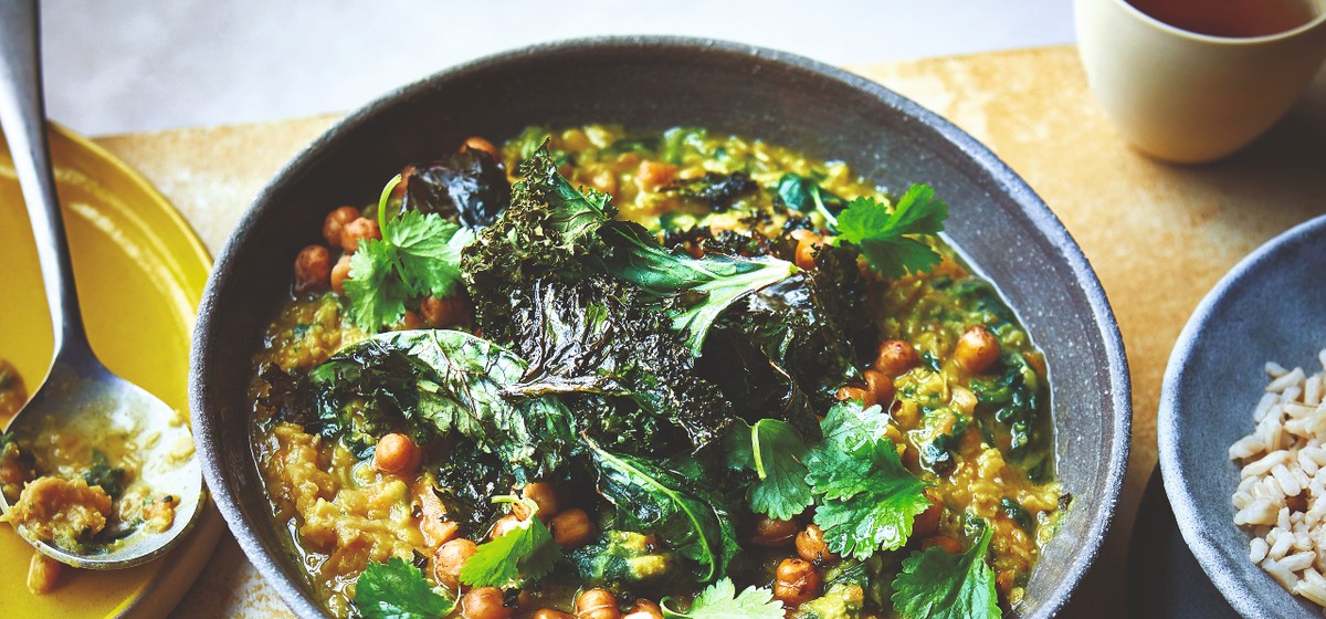 Warming dahl with crispy chickpeas and kale M&S