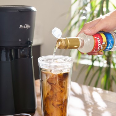 Vanilla Iced Coffee Recipe | SideChef