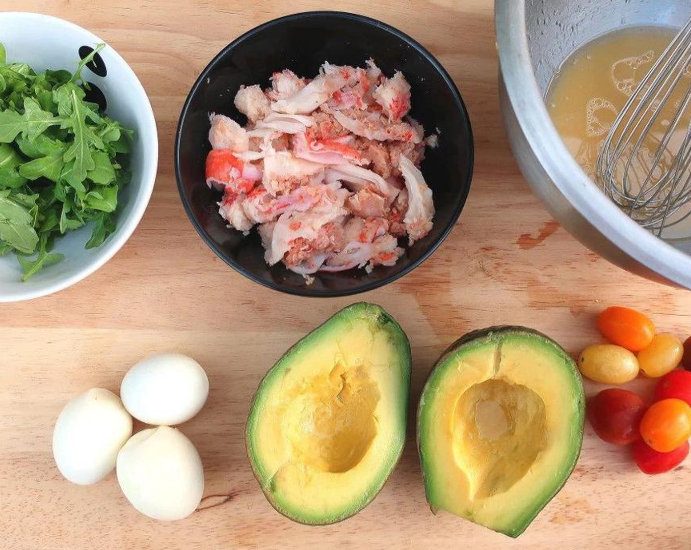 step 2 Cut up Baby Arugula (4 1/4 cups), Avocado (1), Egg (1), Fresh Crab Meat (6 oz). Prepare Grapes (8).