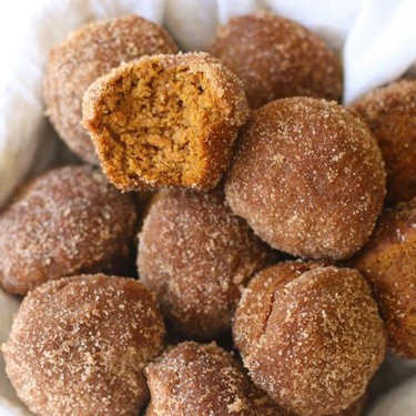 Cinnamon Spice Pumpkin Mini Muffins Recipe | SideChef