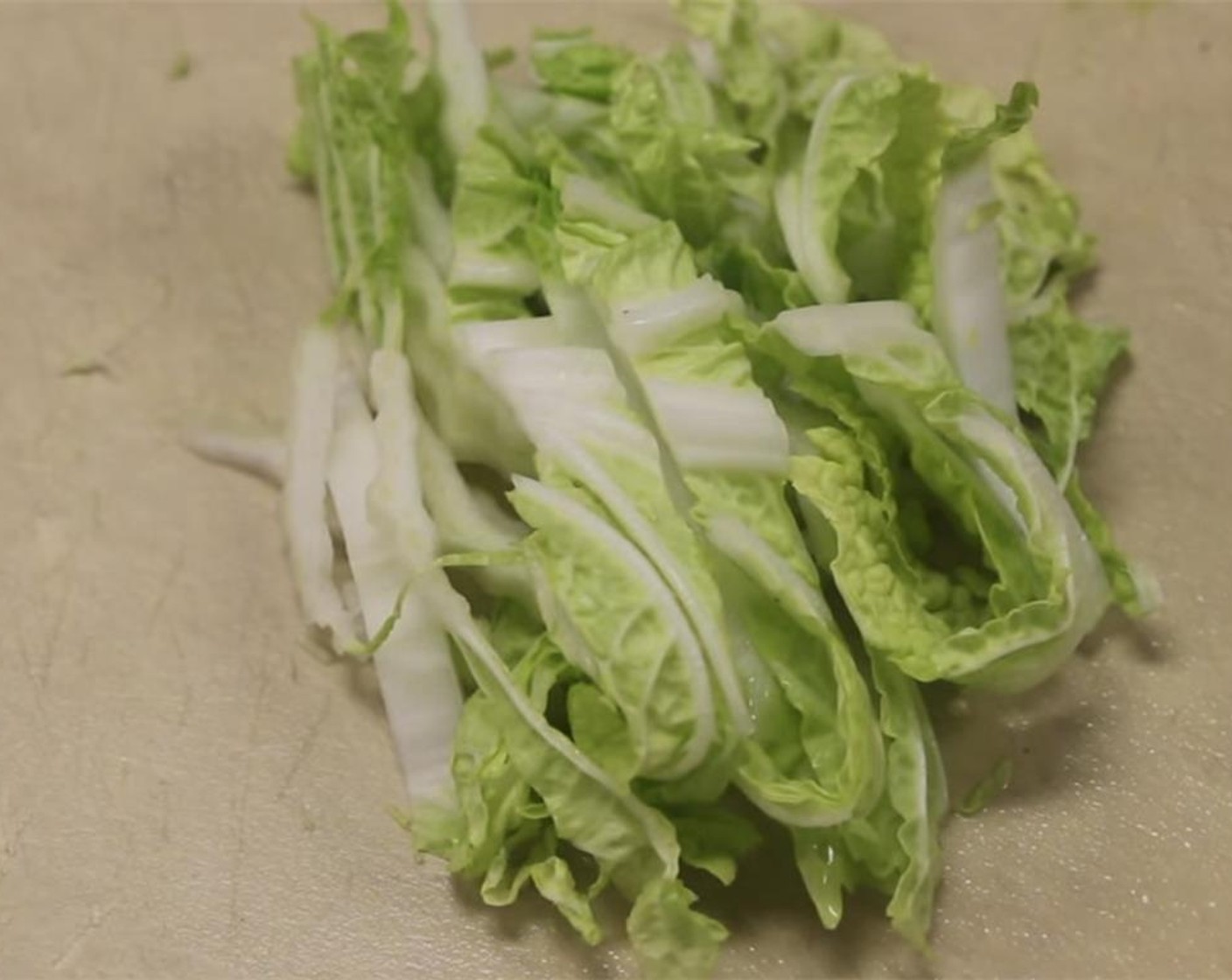 step 8 Slice the Napa Cabbage (3 1/2 Tbsp) into strips.