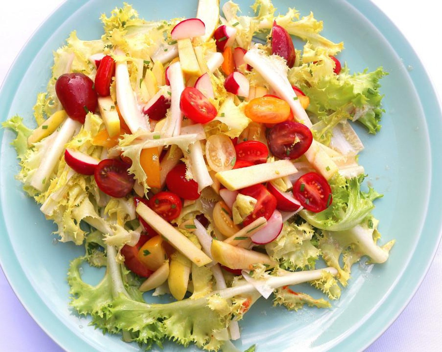 step 4 Arrange salad on a serving platter.