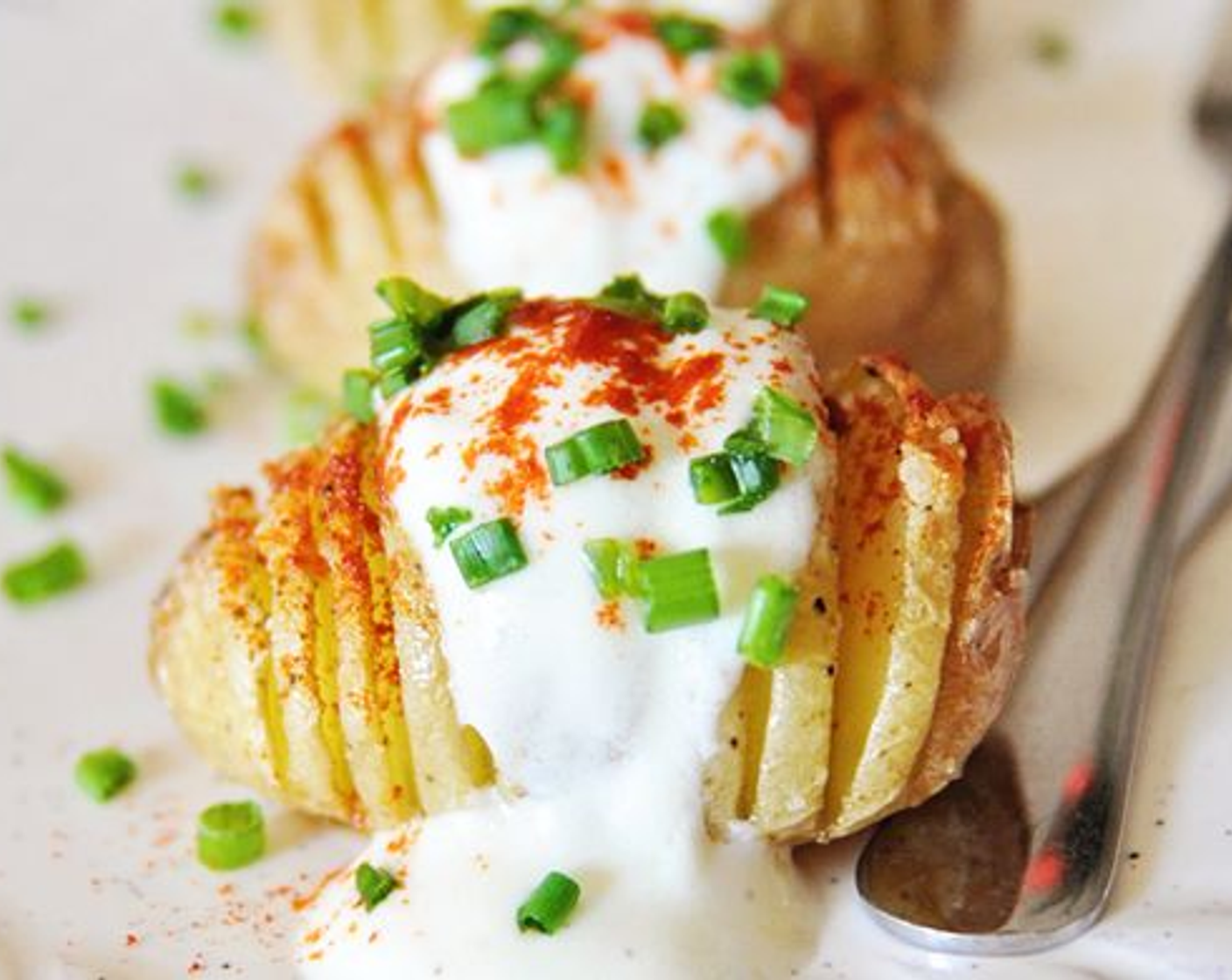 Hasselback Potatoes with Creamy Yogurt Sauce