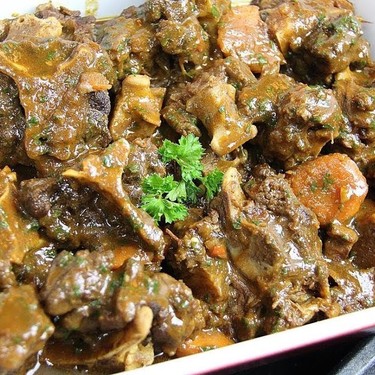 The Ultimate Slow Cooker Oxtail Recipe | SideChef