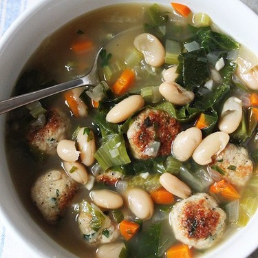 White Bean and Escarole Soup Recipe | SideChef