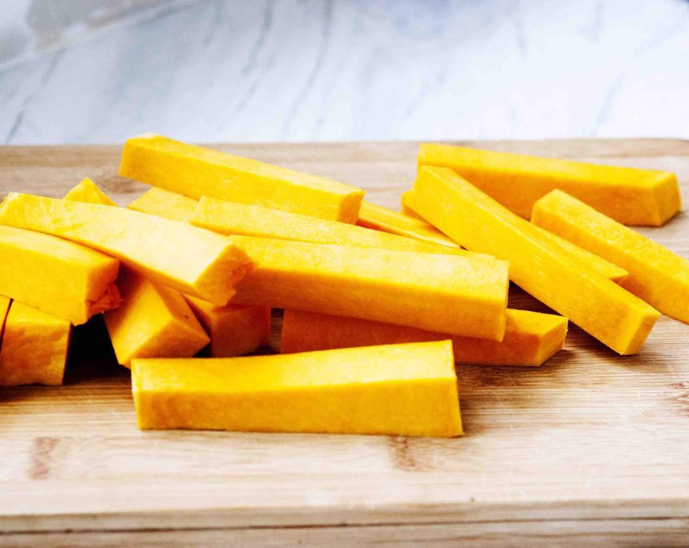 step 3 Cut the Pumpkin (1 cup) into fries shape.