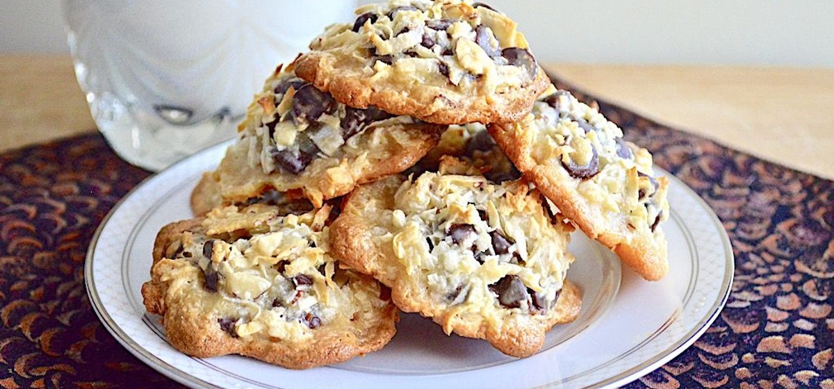 Easy Almond Joy Cookies Recipe - SideChef