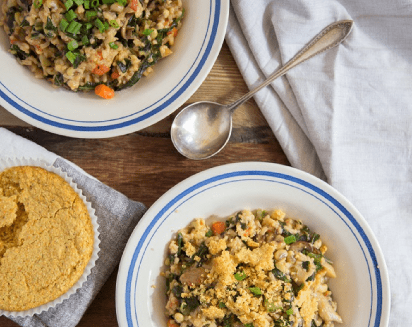 step 11 Divide Hoppin’ John between 2 bowls. Top with reserved green onion greens. Divide cornbread into 2 pieces, and serve on the side. Enjoy!