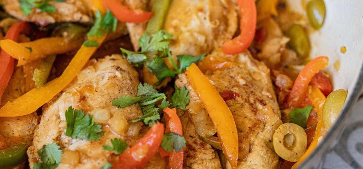 Dominican Chicken with Peppers (Pollo Guisado) Recipe | SideChef