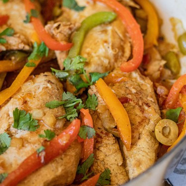 Dominican Chicken with Peppers (Pollo Guisado) Recipe | SideChef