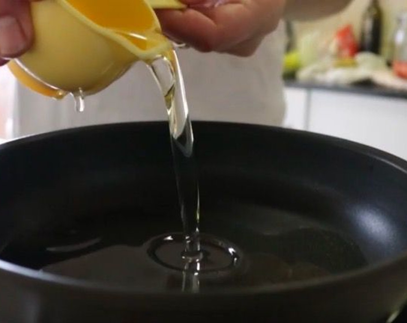 step 12 Heat a small nonstick frying pan over a medium-high heat and add Sunflower Oil (1/2 cup). Let warm up for 3 minutes.