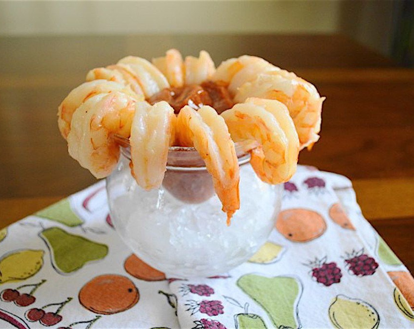 step 5 When the shrimp is done, serve it on a pretty platter or in martini glasses with the sauce! Enjoy!