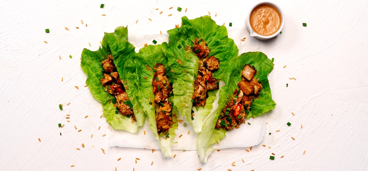Tofu & Crispy Brown Rice Lettuce Wraps with Peanut & Lime Sauce Recipe | SideChef
