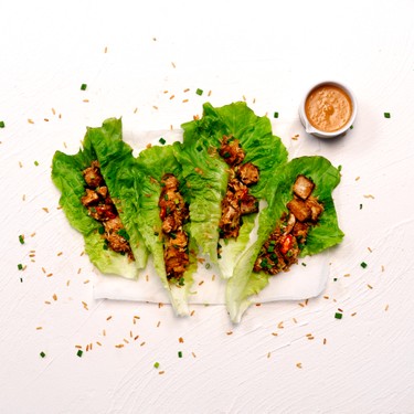 Tofu & Crispy Brown Rice Lettuce Wraps with Peanut & Lime Sauce Recipe | SideChef