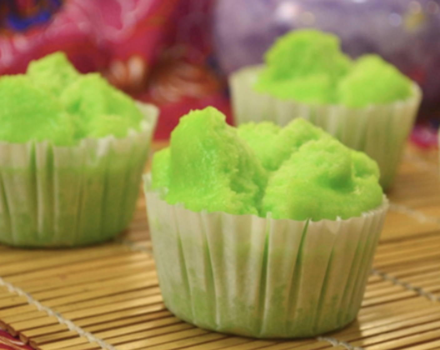 Steamed Matcha Muffins 绿茶发糕