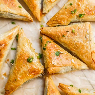 Creamy Mushroom Pastry Bites Recipe | SideChef