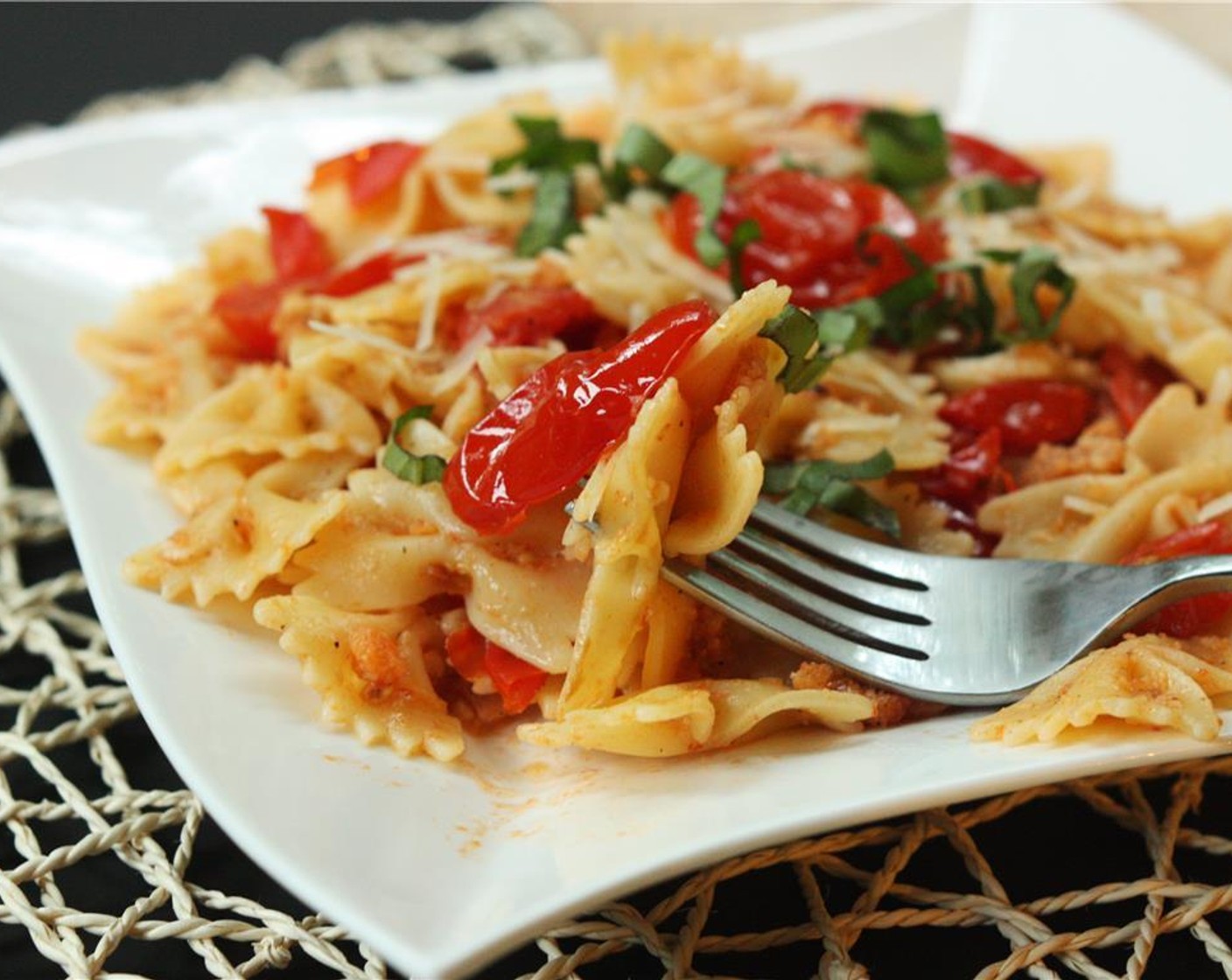 step 9 Serve with additional parmesan cheese as a garnish. This dish also makes fantastic leftovers!