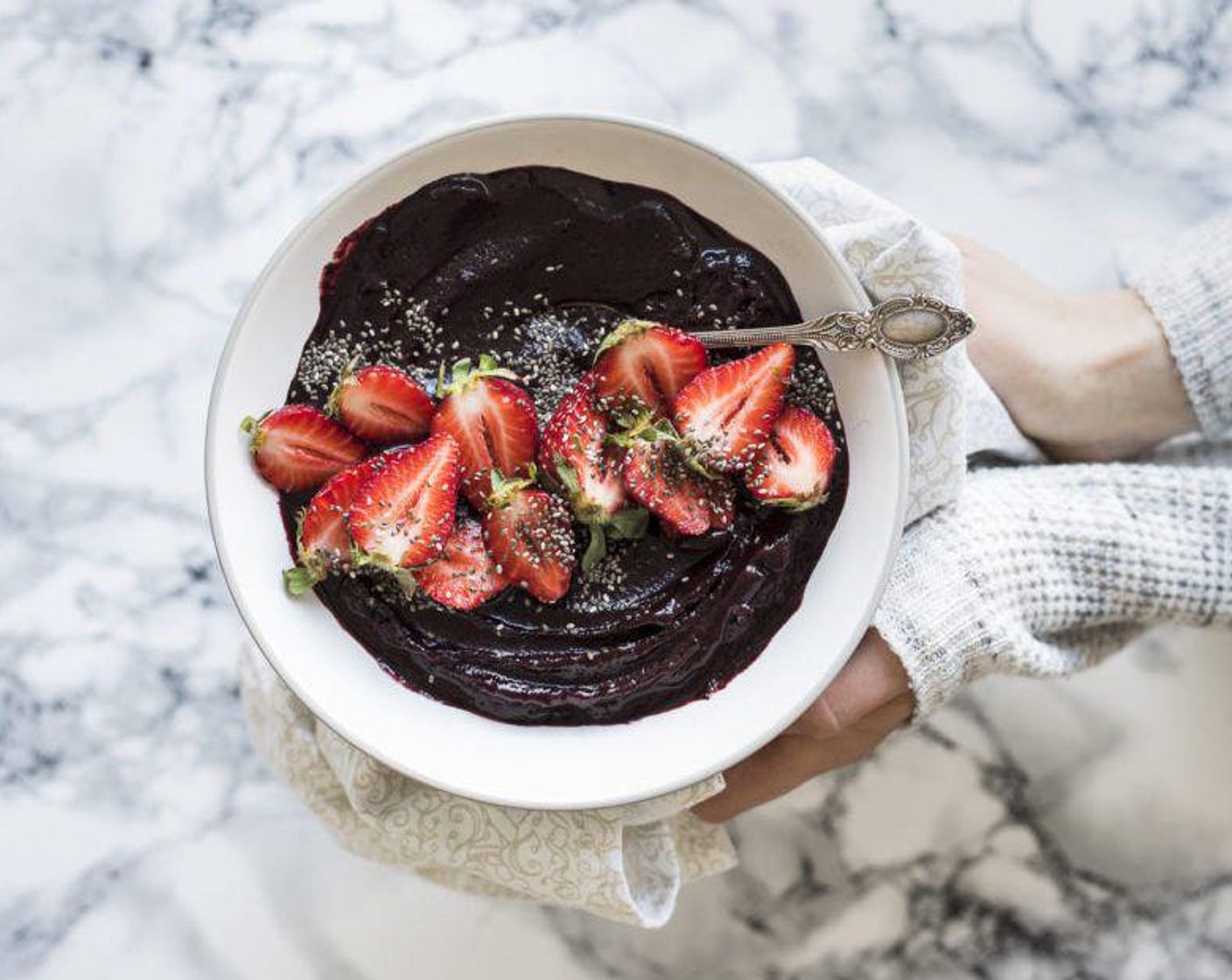 step 2 Decorate with Fresh Strawberries (to taste), Fresh Blueberries (to taste), and Chia Seeds (to taste). Enjoy!