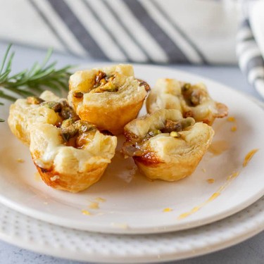 Puff Pastry Bites with Oaxaca Cheese Recipe | SideChef
