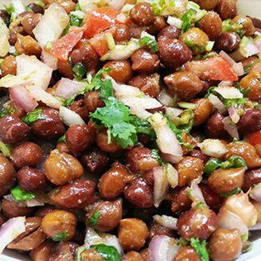 Simple Chickpea Salad Recipe | SideChef
