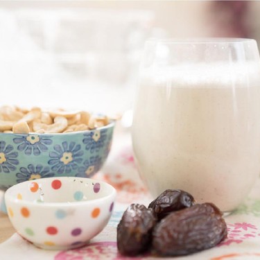Creamy Vanilla Cashew Milk Recipe | SideChef