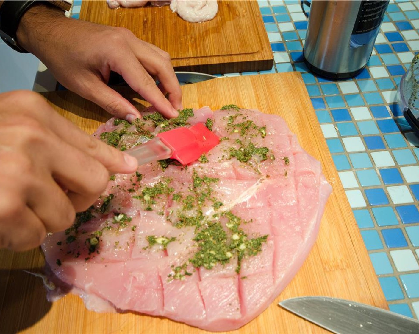 step 5 Repeat with a second series of slashes perpendicular to the first. Rub the spice/herb mixture into the meat, making sure to get it into all of the cracks.