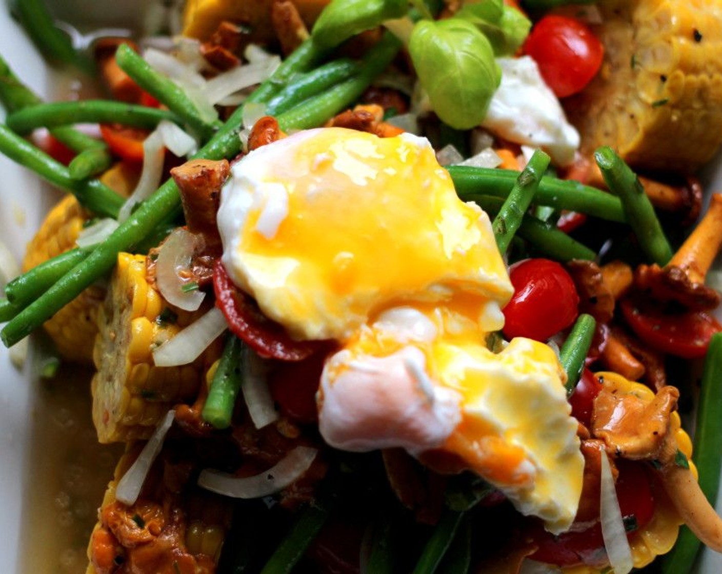 step 7 To serve, place the salad in a serving dish, top with the poached eggs.