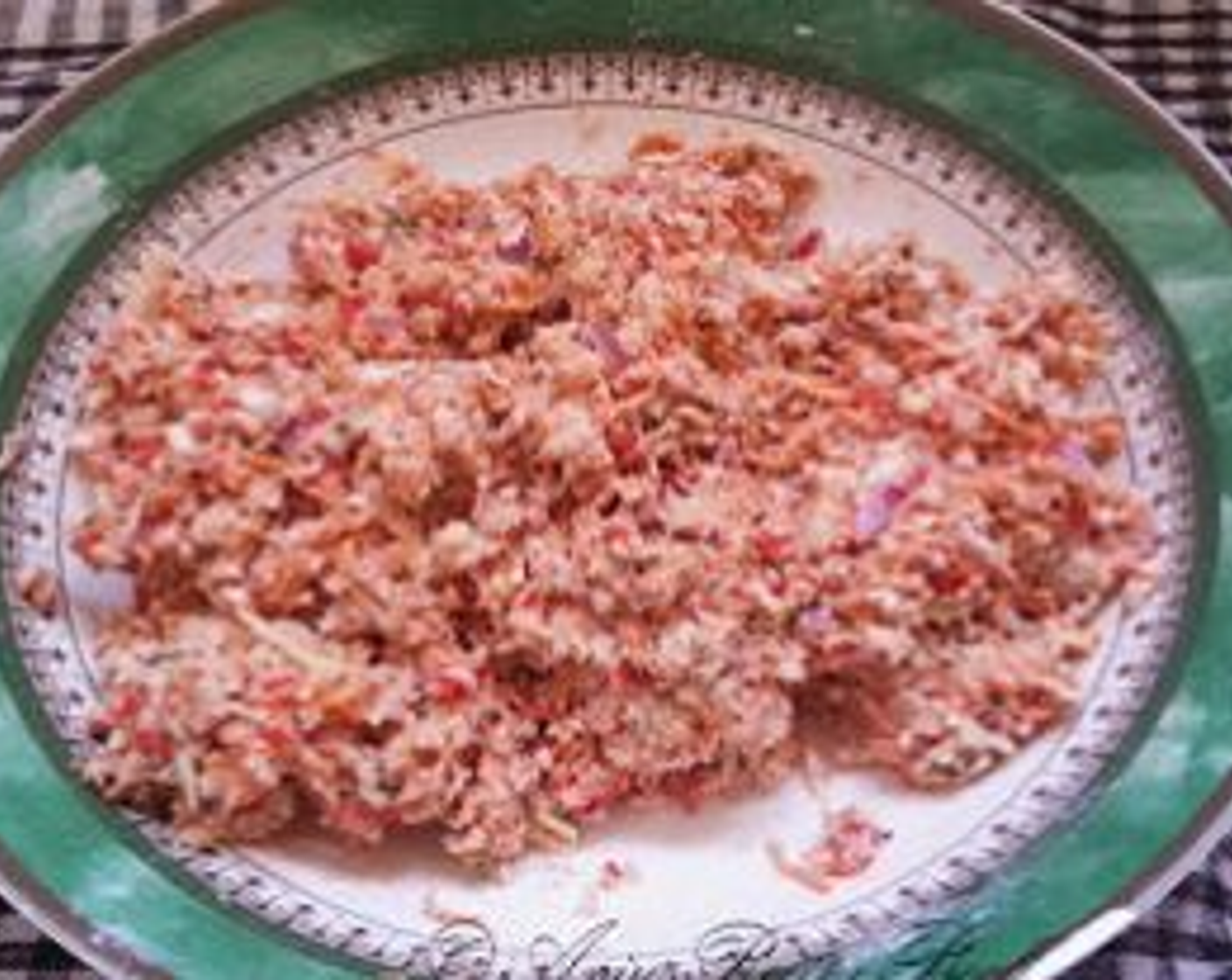 step 1 In a bowl, add Green Cabbage (1 cup), Cauliflower (1 cup), Carrot (1 cup), Onions (4 Tbsp), Bell Peppers (4 Tbsp), Fresh Ginger (1 tsp), Garlic (1 tsp), and Red Chili Peppers (2).