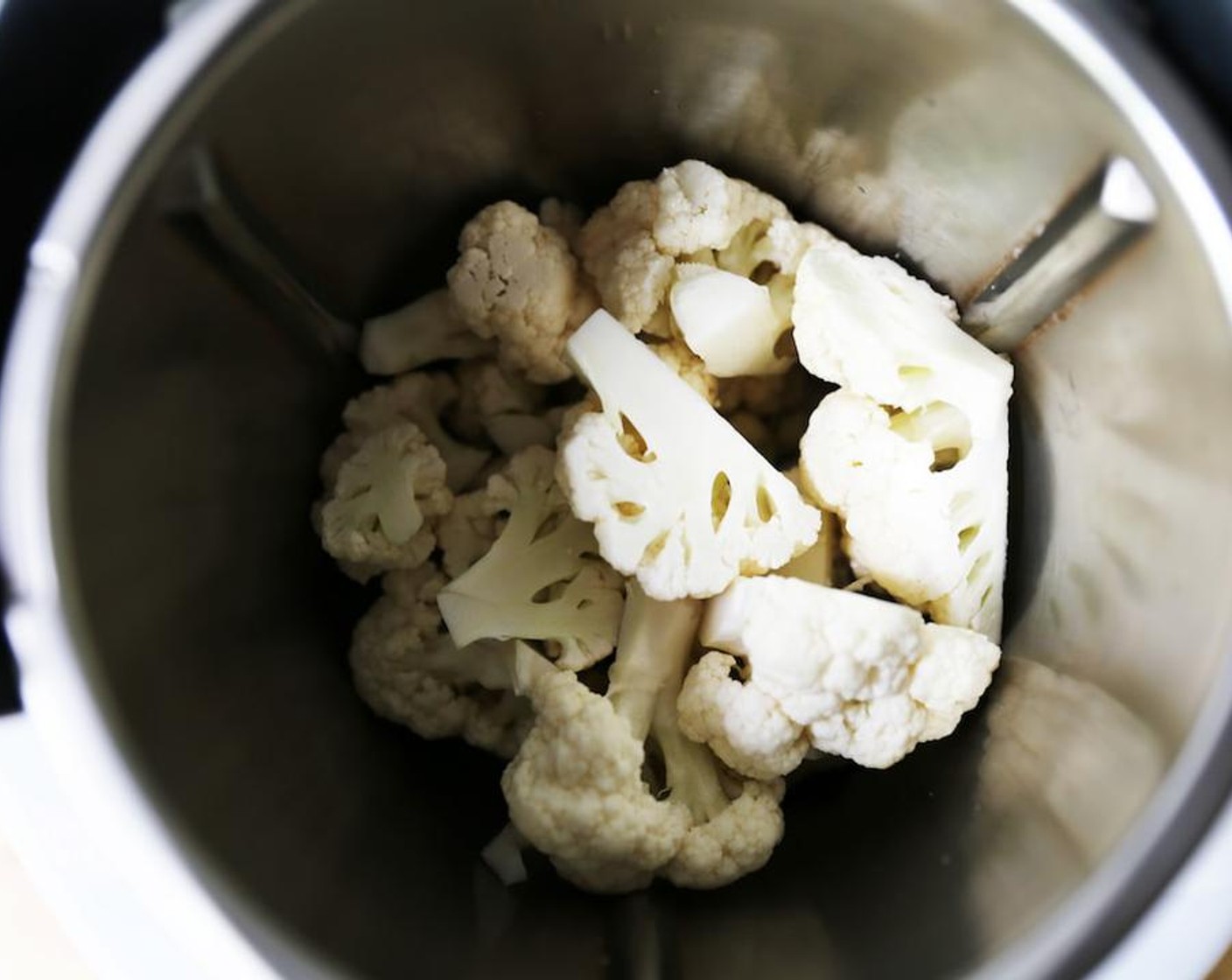 step 1 Add the Cauliflower (1/2) to the Thermomix jug and blend on speed 5 for 5 seconds. Pour cauliflower rice into a bowl and set aside.