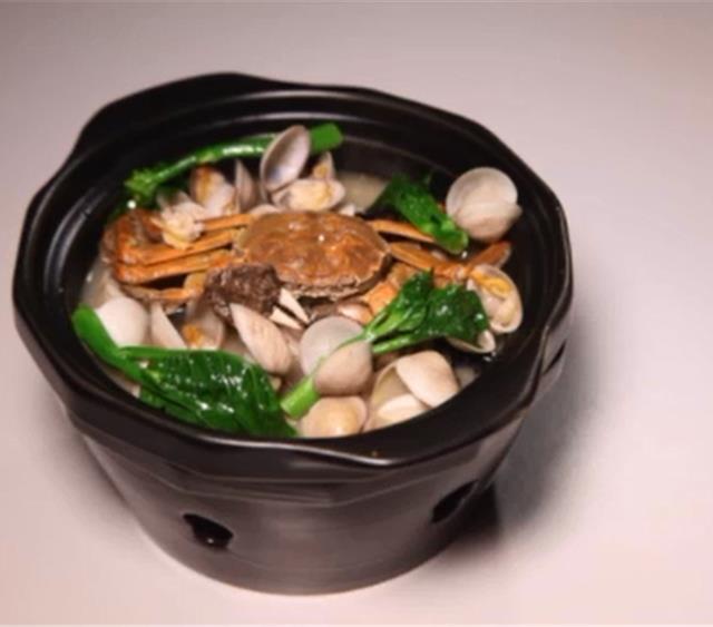 Chinese-Style Crab and Clam Soup Recipe | SideChef
