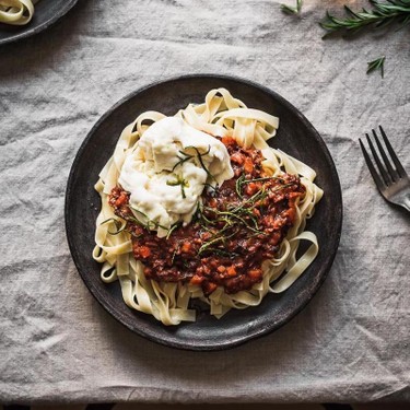 Smoky Mushroom Bolognese with Burrata & Fried Rosemary Recipe | SideChef