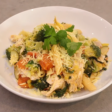 One-Pot Healthy Chicken Pasta Recipe | SideChef