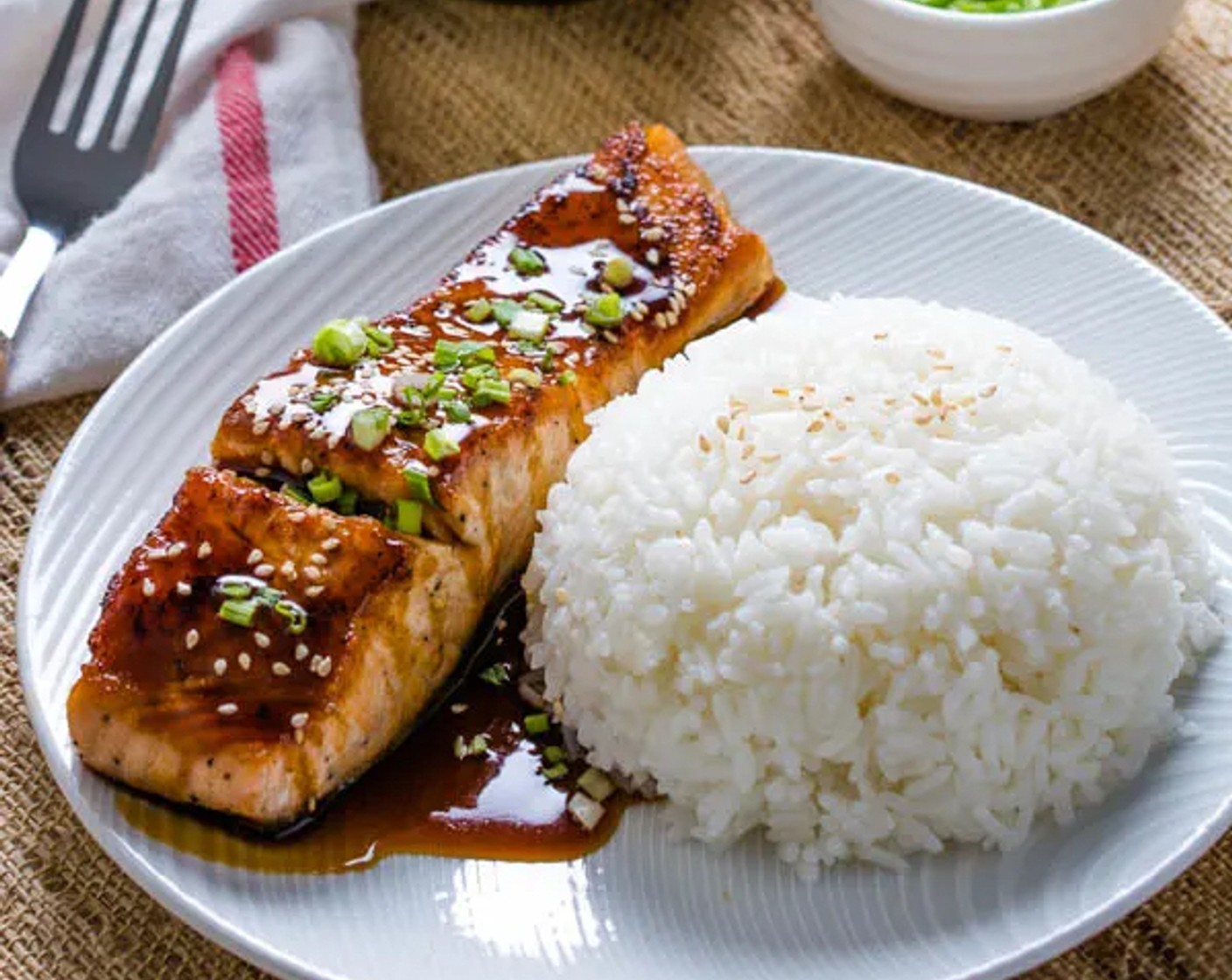 step 8 Top with Sesame Seeds (to taste) and Scallions (to taste), then serve with steamed rice.