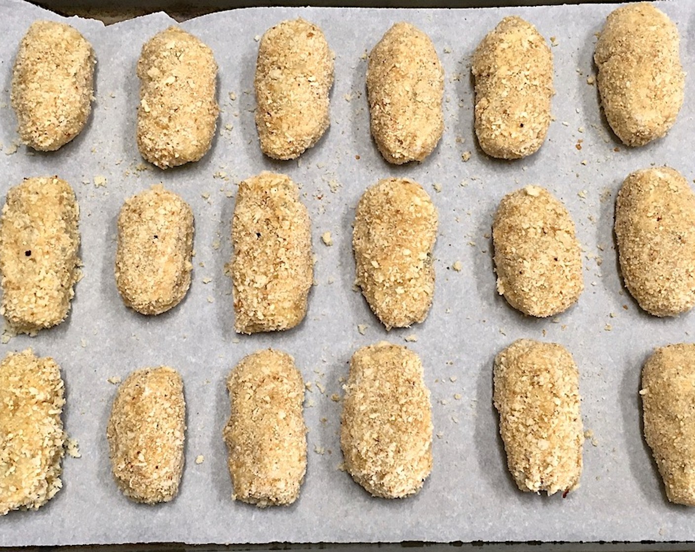 step 18 Place each finished croqueta on a baking sheet and let it chill in the refrigerator or freeze until ready to fry.