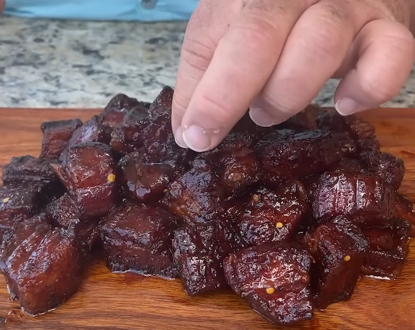 step 9 Remove the pan from the grill and serve with extra glaze for dipping.