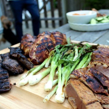 Sesame Ginger Grilled Skirt Steak, Chicken, and Tuna Steak Recipe | SideChef