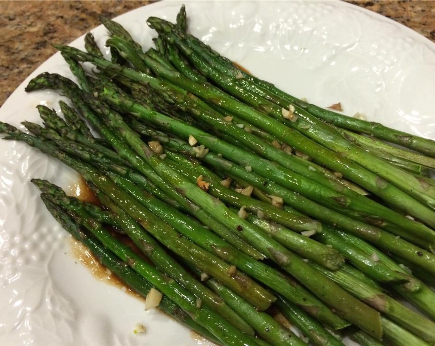 step 4 When ready to serve, pour the sauce over the asparagus and serve.
