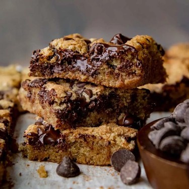 Almond Flour Blondies Recipe | SideChef