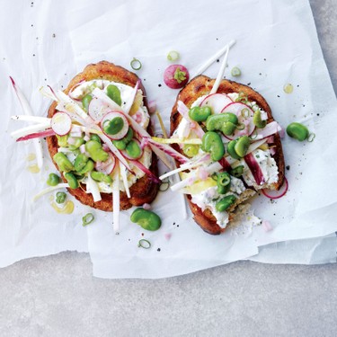 Endive and Fava Salad Tartines with Herbed Ricotta Recipe | SideChef