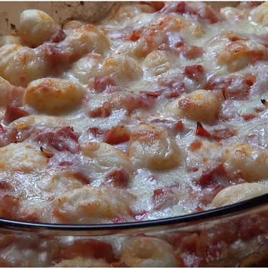 Cheesy Bacon and Tomato Gnocchi Bake Recipe | SideChef